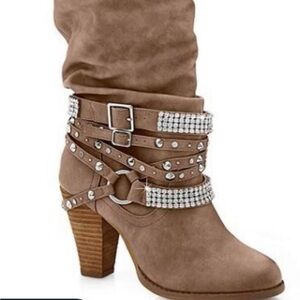 Nude studded buckle boot, size 7